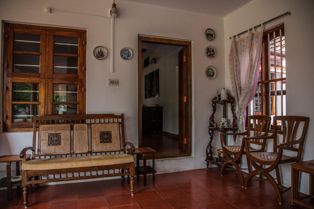 Akkara Homestay & Ayurveda Коттаям Экстерьер фото