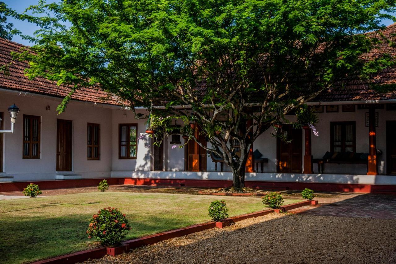 Akkara Homestay & Ayurveda Коттаям Экстерьер фото