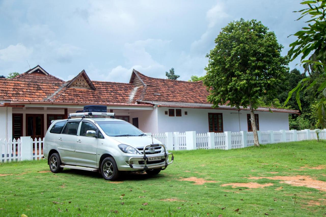 Akkara Homestay & Ayurveda Коттаям Экстерьер фото
