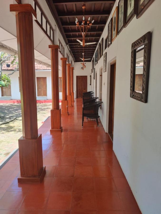 Akkara Homestay & Ayurveda Коттаям Экстерьер фото