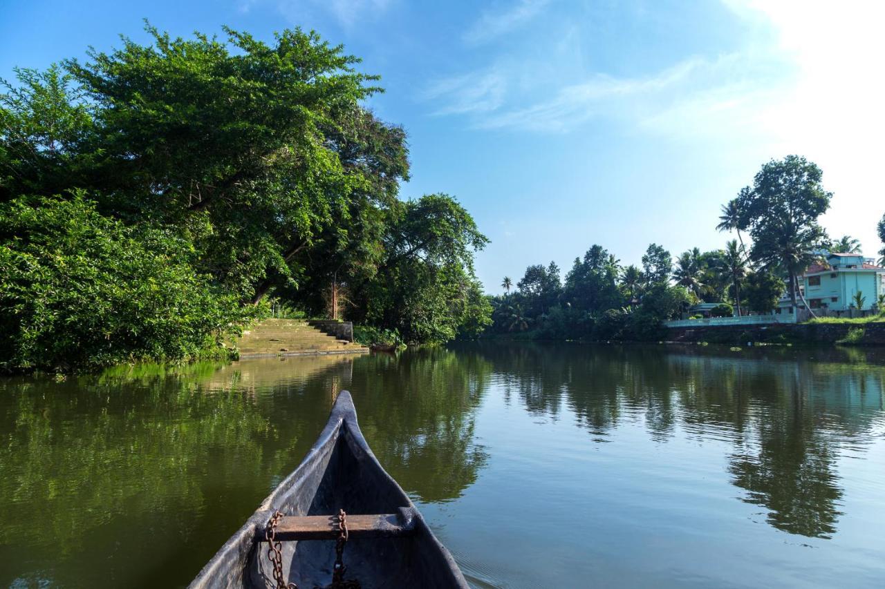 Akkara Homestay & Ayurveda Коттаям Экстерьер фото